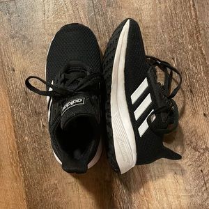 Toddler boys adidas sneaker. Gently used.